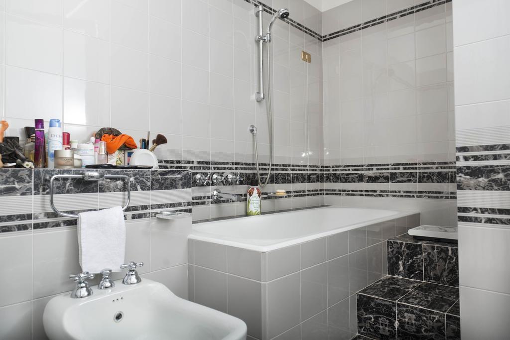 Villa Pinetina B&B Lasnigo ห้อง รูปภาพ